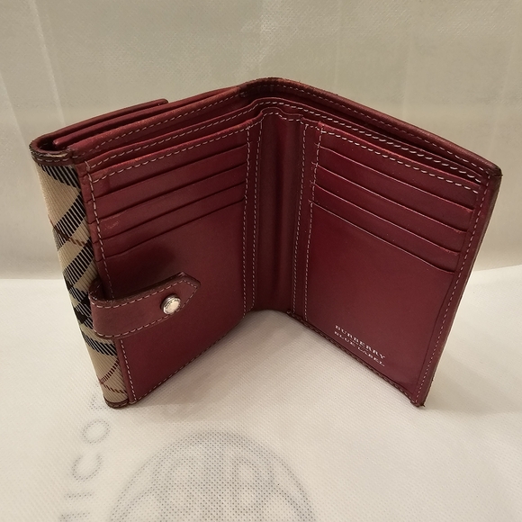 Burberry Wallet - Picture 3 of 3